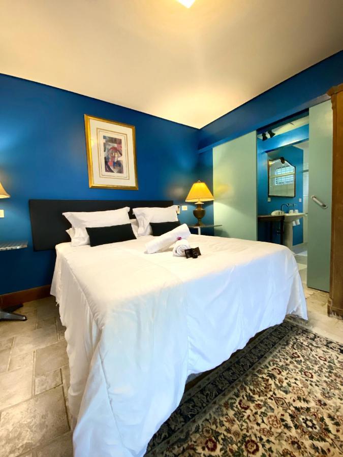 Vila M Suites ᵇʸ ᴬᴸᴱᴮᴬᴴᴸᴵ Ilhabela Exterior photo