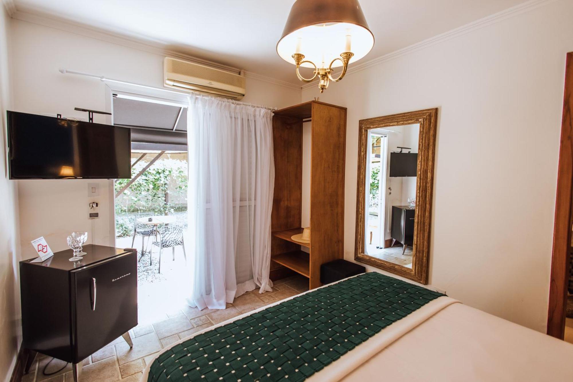 Vila M Suites ᵇʸ ᴬᴸᴱᴮᴬᴴᴸᴵ Ilhabela Exterior photo