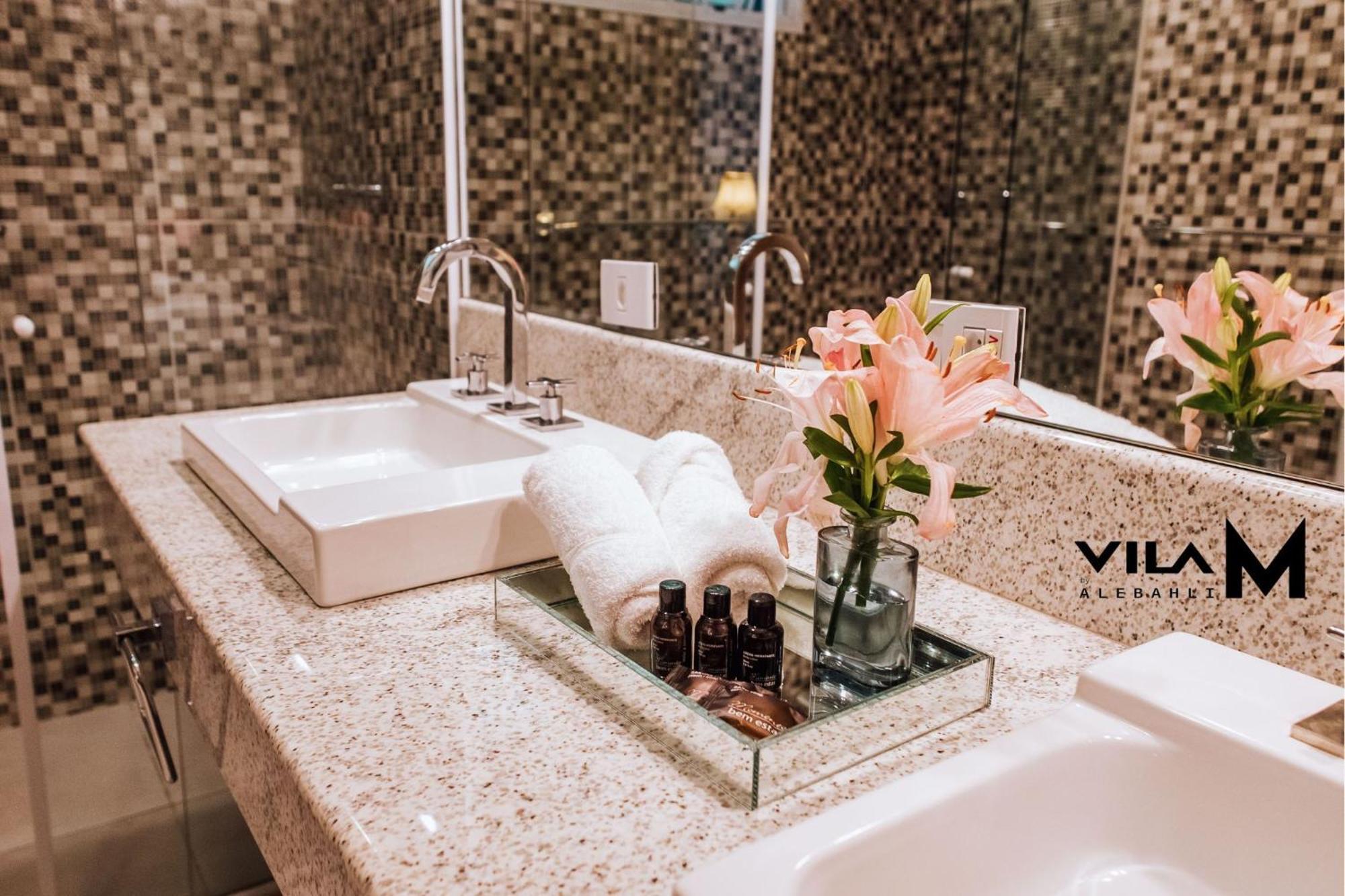 Vila M Suites ᵇʸ ᴬᴸᴱᴮᴬᴴᴸᴵ Ilhabela Exterior photo